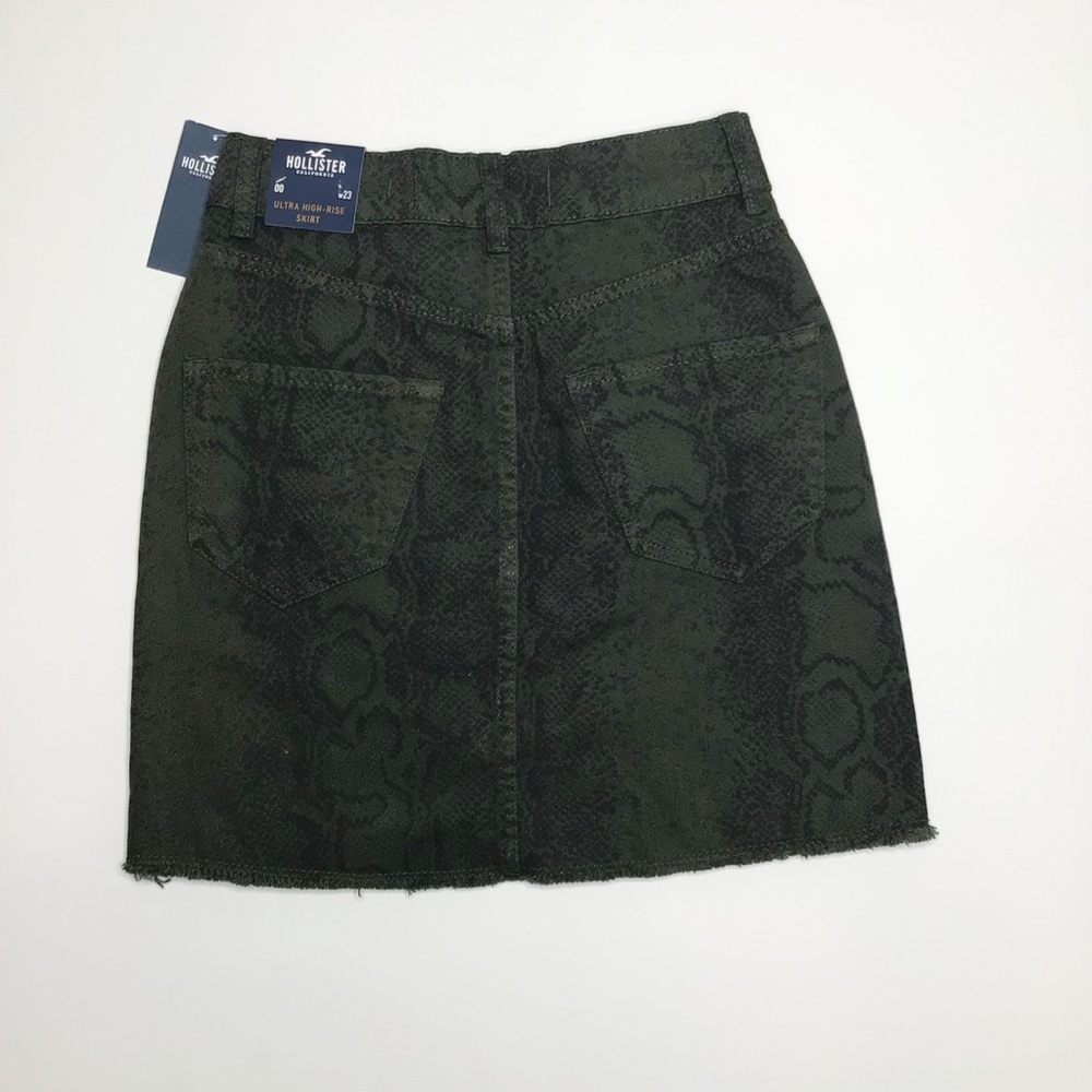 NWT Hollister olive green denim skirt size 00 - Picture 3 of 3